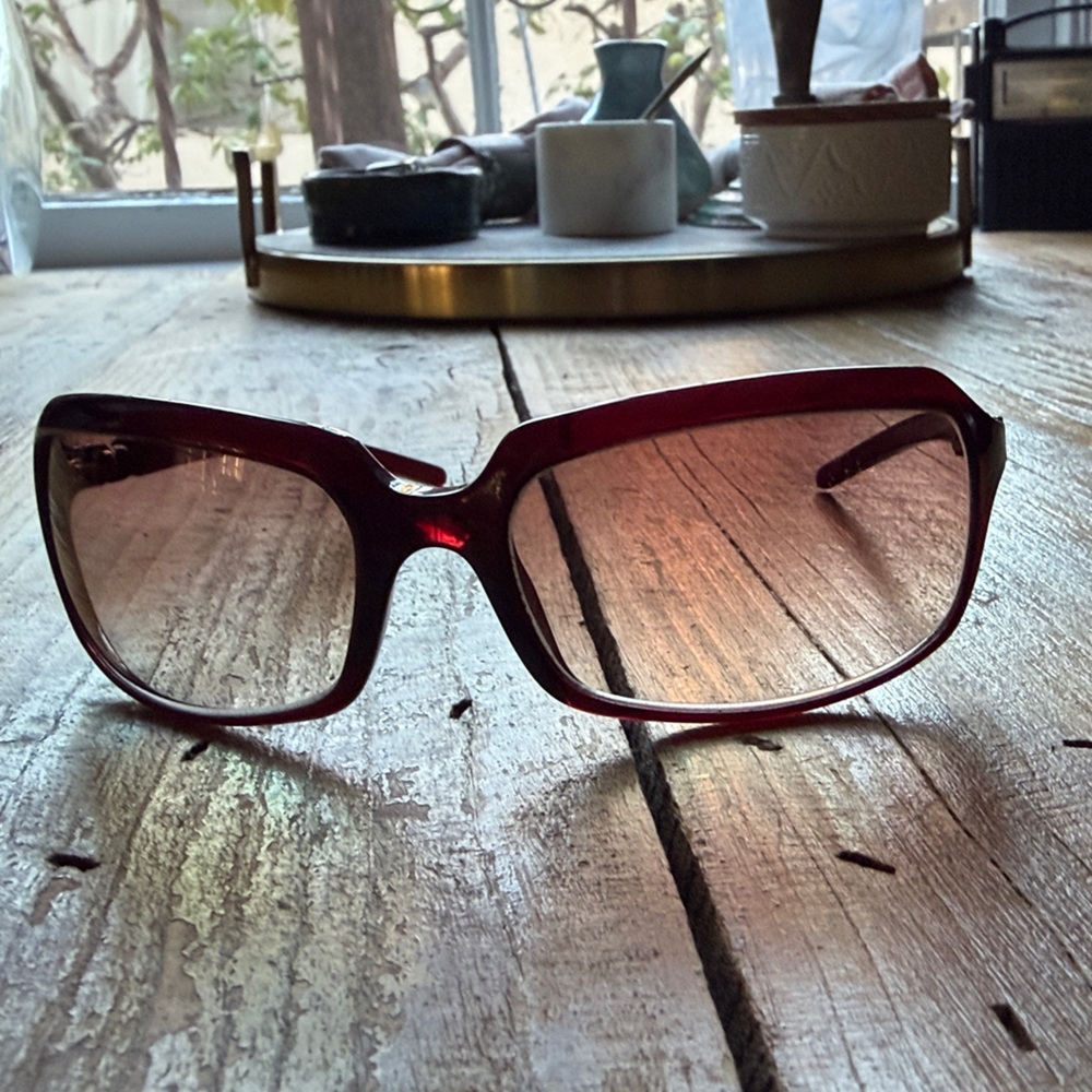 Vintage Dolce & Gabana 90’s Sunglasses wine red D&G original